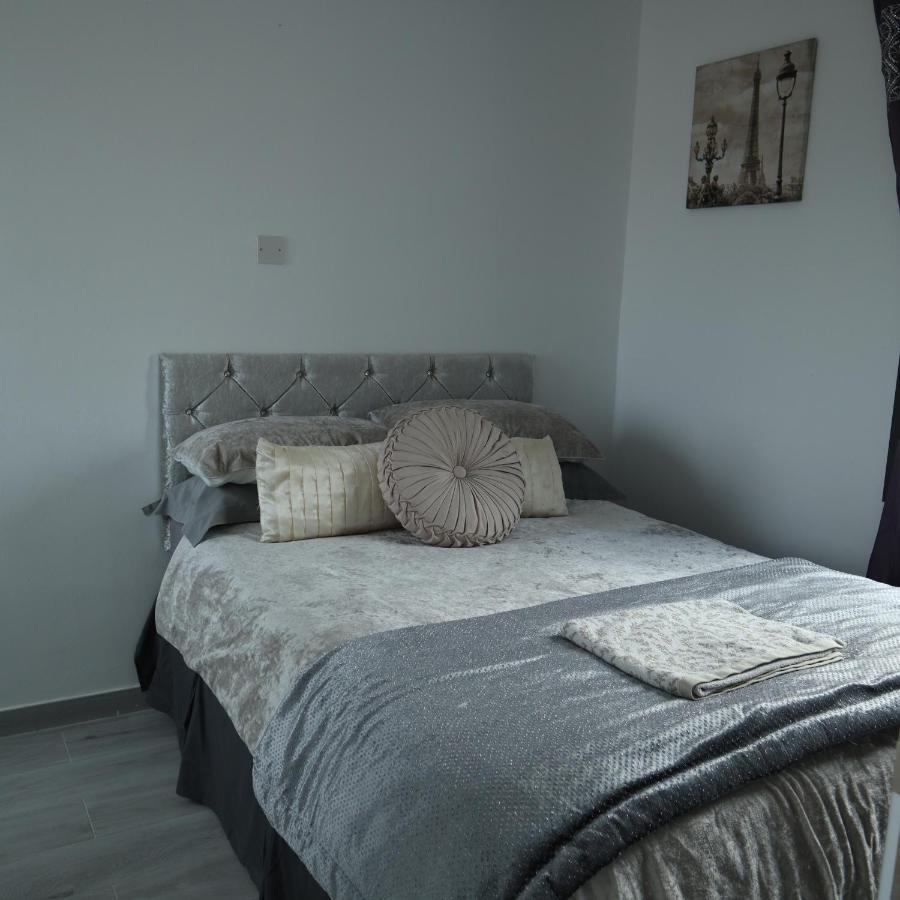 The Summer Haven Polis Ngoại thất bức ảnh