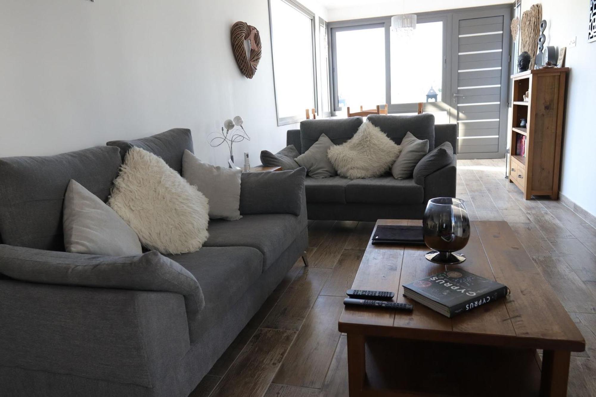 The Summer Haven Polis Ngoại thất bức ảnh